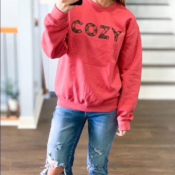 Gildan Tops - Gildan Rose Cozy LS Sweatshirt